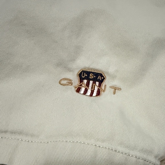 GANT Men’s Tan Cargo Shorts - Picture 5 of 9